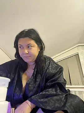 Liza Will online show from October 2025 09:53:01 PM