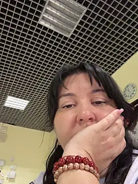 Liza Will online show from December 2025 08:52:02 AM