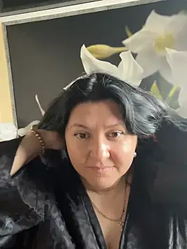 Snapshot of Liza_Will chatting on May 2026 10:53:02 AM Liza Will online show from May 2026 10:53:02 AM