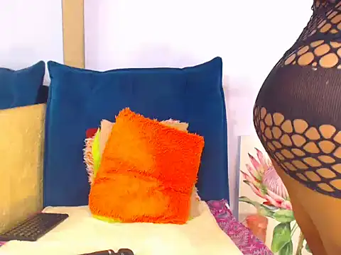 Snapshot of SexyScarlet101 chatting on December 2025 06:57:02 PM SexyScarlet101 online show from December 2025 06:57:02 PM