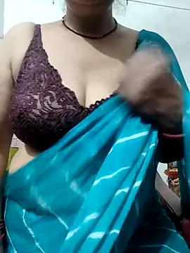 Snapshot of Cuty_siya_143 chatting on September 2025 06:46:01 AM Cuty siya 143 online show from September 2025 06:46:01 AM