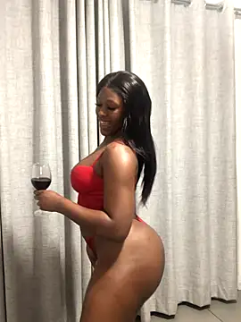 Snapshot of Spicy-Mommy chatting on September 2025 10:21:02 PM Spicy-Mommy online show from September 2025 10:21:02 PM