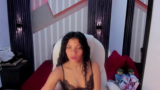 Snapshot of LittleeStar chatting on July 2026 07:26:02 PM LittleeStar online show from July 2026 07:26:02 PM
