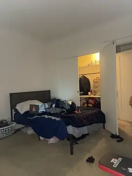 KingKevo27 online show from December 2025 05:52:02 PM