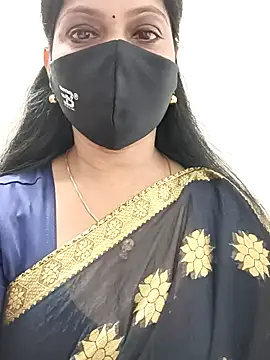 shivani27 online show from September 2025 04:45:02 PM