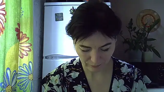 Krystal 82 online show from November 2025 08:58:01 AM