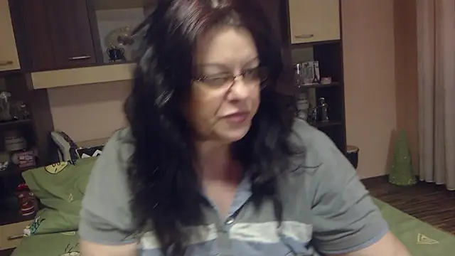 Claudia 71love online show from March 2026 08:29:02 AM