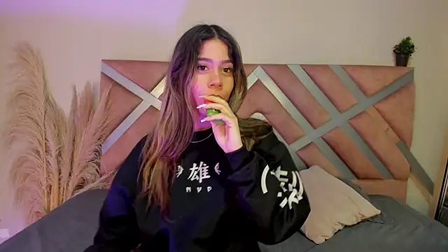 Rachell criss online show from April 2026 04:13:02 AM