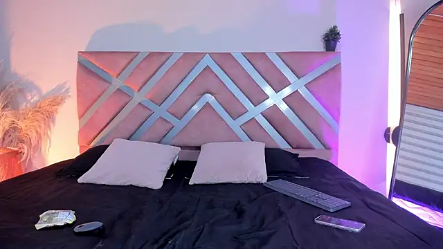 Snapshot of Rachell_criss chatting on May 2026 04:09:01 AM Rachell criss online show from May 2026 04:09:01 AM