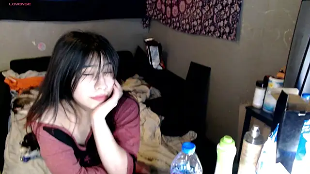 London Ray online show from December 2025 03:25:01 AM