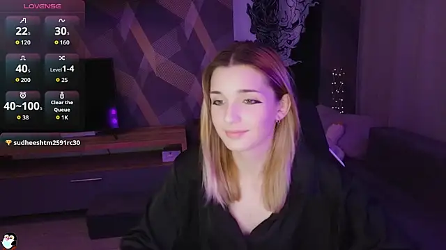 Sandy Belle online show from September 2025 06:52:02 PM