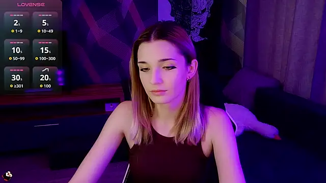 Sandy Belle online show from September 2025 01:11:01 PM