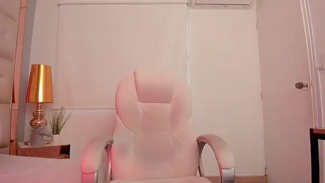 dark sun302 online show from November 2025 08:51:01 PM