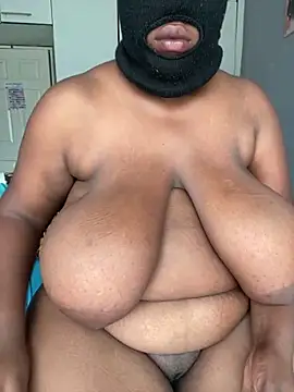 curvywithbigtitties online show from April 2026 06:03:01 AM