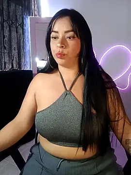 Snapshot of Danniela20 chatting on September 2025 07:04:01 PM Danniela20 online show from September 2025 07:04:01 PM