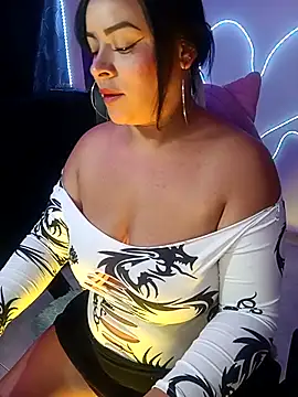 Snapshot of Danniela20 chatting on November 2025 04:34:02 AM Danniela20 online show from November 2025 04:34:02 AM