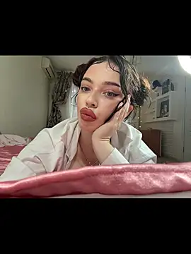 Snapshot of Hannah_xBaby chatting on November 2025 08:37:01 AM Hannah xBaby online show from November 2025 08:37:01 AM