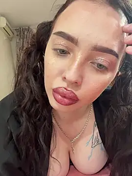 Snapshot of Hannah_xBaby chatting on November 2025 11:58:01 AM Hannah xBaby online show from November 2025 11:58:01 AM