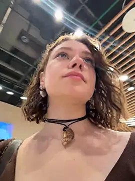 Snapshot of lucy-joy chatting on October 2025 10:23:02 AM lucy-joy online show from October 2025 10:23:02 AM