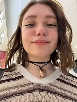 Snapshot of lucy-joy chatting on November 2025 08:20:01 AM lucy-joy online show from November 2025 08:20:01 AM