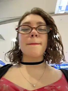 Snapshot of lucy-joy chatting on November 2025 11:12:02 AM lucy-joy online show from November 2025 11:12:02 AM