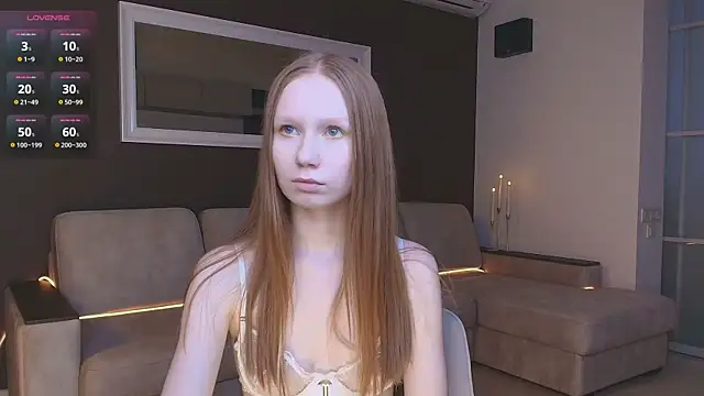 FoxyMira online show from March 2026 04:07:01 PM