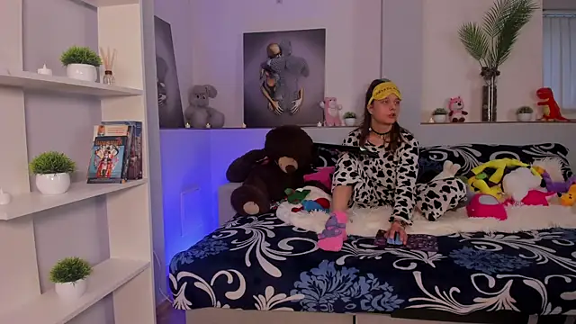 Snapshot of AlicePill chatting on November 2025 02:39:01 AM AlicePill online show from November 2025 02:39:01 AM