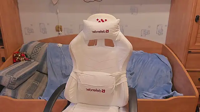 Dexter Bennett online show from March 2026 01:51:01 PM