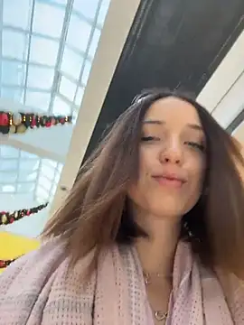 DollyTall online show from January 2026 08:19:01 AM