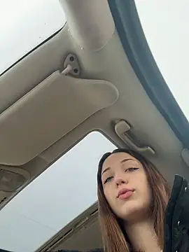 DollyTall online show from March 2026 06:20:01 AM