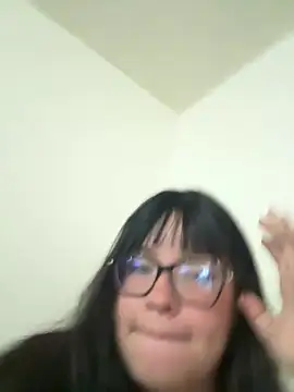 Emily Taylor2 online show from June 2026 02:03:01 AM