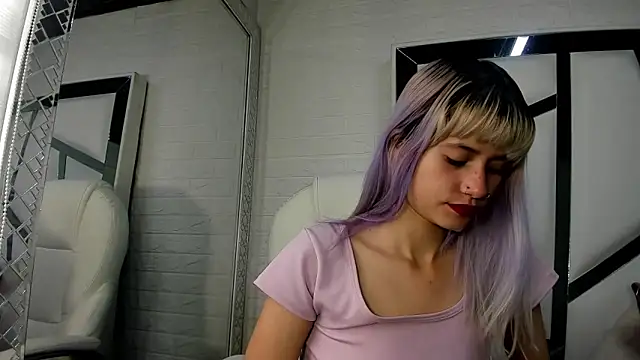 Snapshot of barbieambar chatting on October 2025 01:25:01 PM barbieambar online show from October 2025 01:25:01 PM