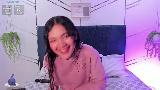 Camilla Miller01 online show from September 2025 01:27:01 PM