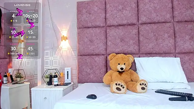 AmyStar1 online show from September 2025 01:16:02 PM