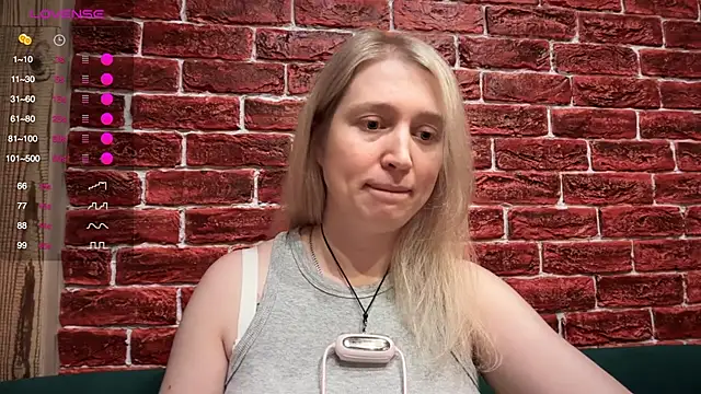 CitrusBlissss online show from November 2025 02:39:01 PM