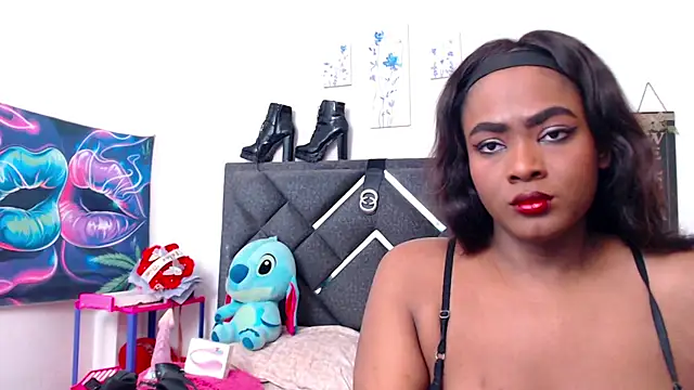 Snapshot of NatashaBella chatting on October 2025 05:51:02 PM NatashaBella online show from October 2025 05:51:02 PM