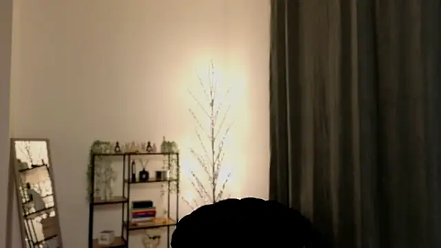 aerisblue online show from December 2025 07:52:02 PM