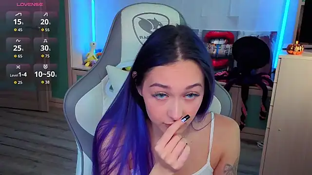 Snapshot of Im_suka chatting on November 2025 04:03:02 AM Im suka online show from November 2025 04:03:02 AM