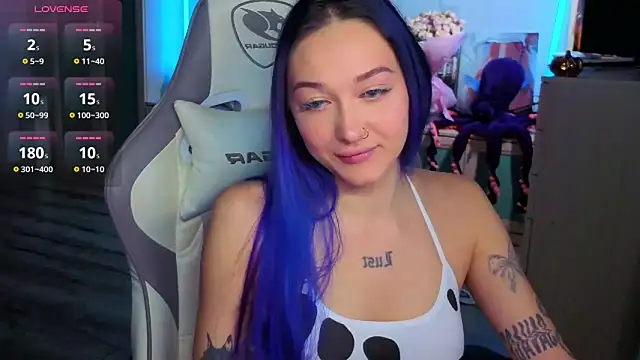 Snapshot of Im_suka chatting on November 2025 02:44:02 AM Im suka online show from November 2025 02:44:02 AM