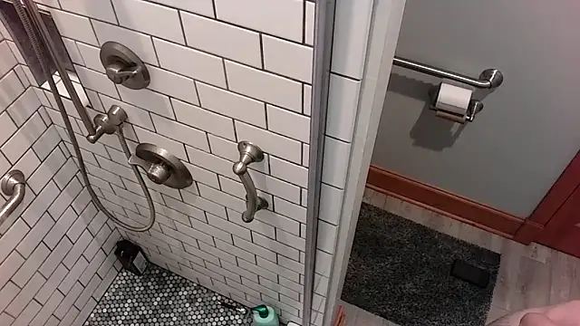 LEVIATHANX666 online show from February 2026 05:10:01 PM