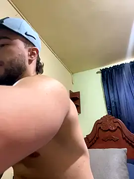 Snapshot of MaxDell chatting on September 2025 07:26:01 PM MaxDell online show from September 2025 07:26:01 PM