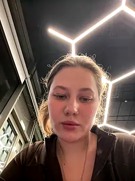 Snapshot of MikotoMisaka chatting on December 2025 07:53:01 PM MikotoMisaka online show from December 2025 07:53:01 PM