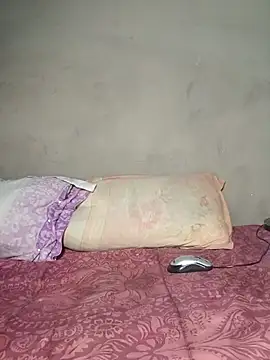 Snapshot of khetyvile chatting on September 2025 07:13:01 PM khetyvile online show from September 2025 07:13:01 PM