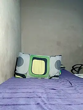 Snapshot of khetyvile chatting on December 2025 08:47:01 PM khetyvile online show from December 2025 08:47:01 PM