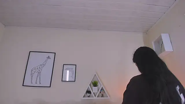 LusyKitty online show from November 2025 03:00:02 PM