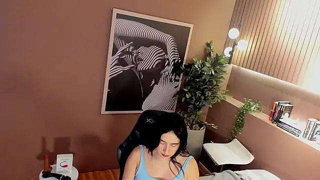 Snapshot of Skyyle_ chatting on October 2025 12:40:02 PM Skyyle online show from October 2025 12:40:02 PM