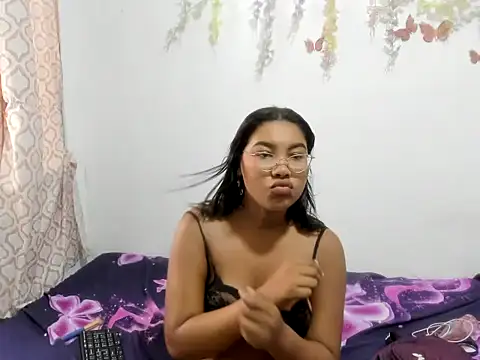 Snapshot of Liana_hot12 chatting on June 2026 02:21:02 PM Liana hot12 online show from June 2026 02:21:02 PM