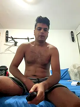 Noam7080z online show from November 2025 12:26:01 PM