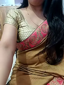 Snapshot of roshni_agrawal0 chatting on October 2025 01:04:02 PM roshni agrawal0 online show from October 2025 01:04:02 PM