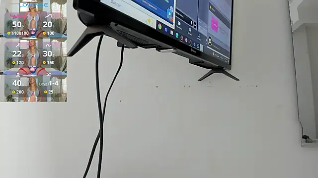 Snapshot of Lady_miss___ chatting on February 2026 12:22:02 PM Lady miss online show from February 2026 12:22:02 PM